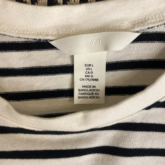H&M Striped Black and White Classic Basic Long Sleeve Top w Gold Buttons Size L - Picture 5 of 8